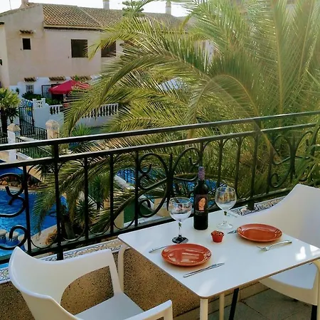 Apartamento Apartamento Con Piscinas Y Playa Cerca !!