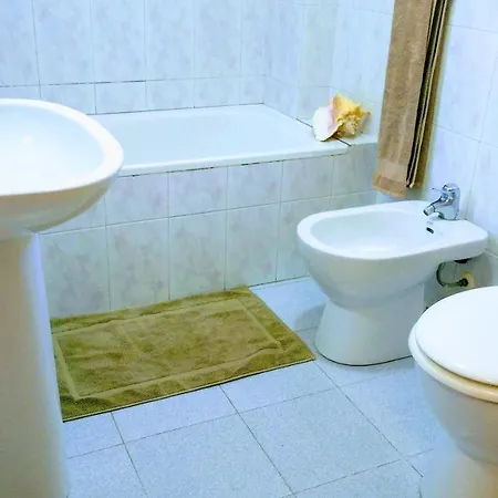 Apartamento Apartamento Con Piscinas Y Playa Cerca !! *